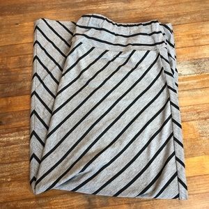 Maxi Chevron pattern skirt